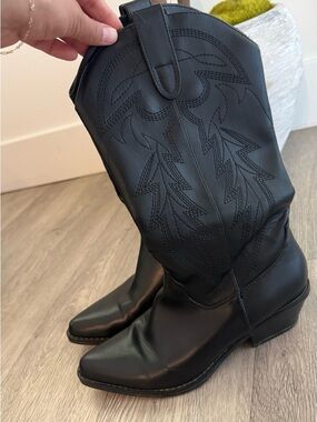 Madden Girl Black Western Boots Size 7 Mid-Calf Cowboy Style